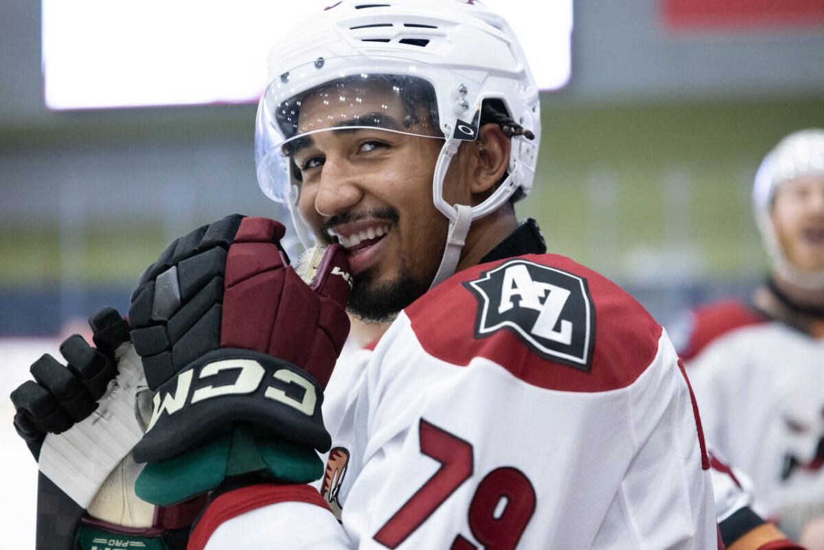 Montana Onyebuchi Tucson Roadrunners