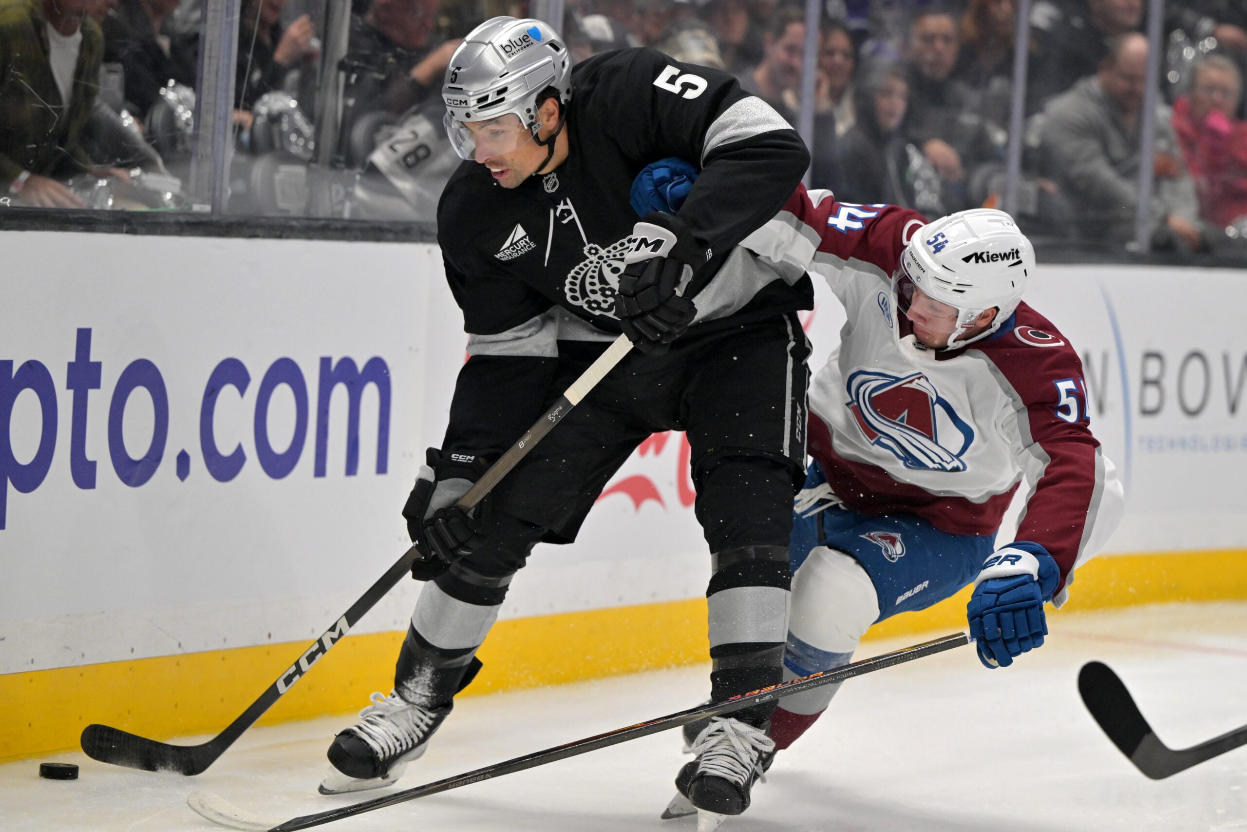 What the LA Kings Need to Do to Get Their First Home Win
