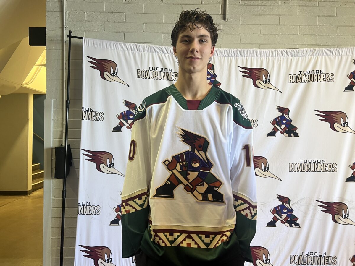 Maveric Lamoureux, Tucson Roadrunners
