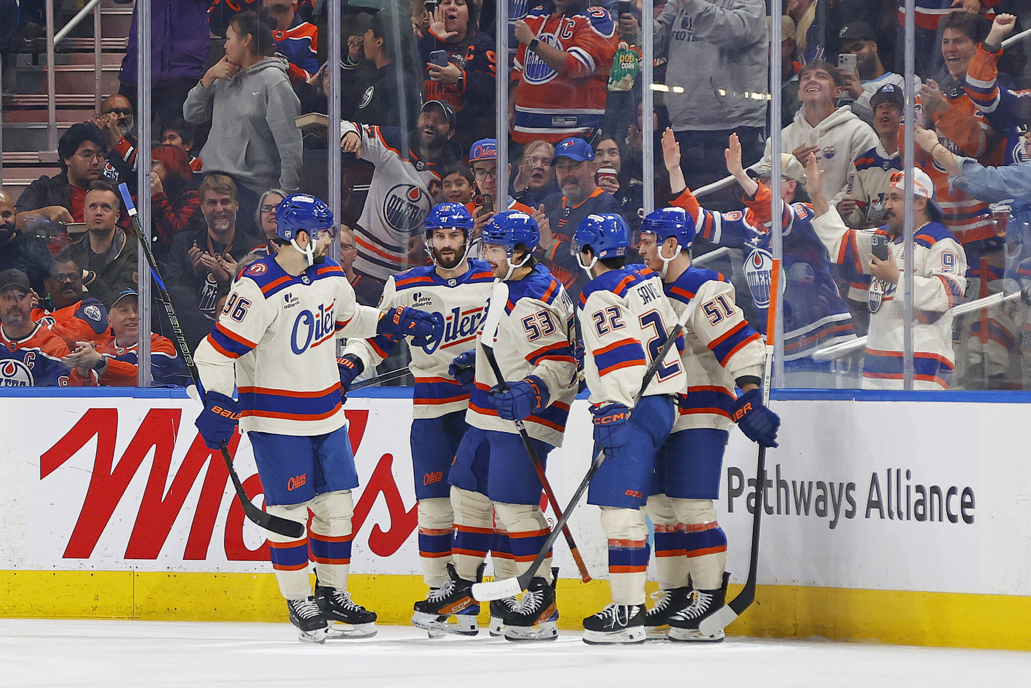 Oilers Offence Breaks Out in 6-3 Victory Over Mammoth - The Hockey ...