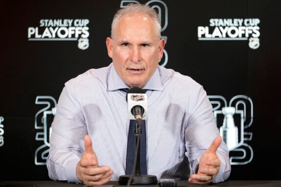 Oilers Would Be Making a Big Mistake Hiring Craig Berube