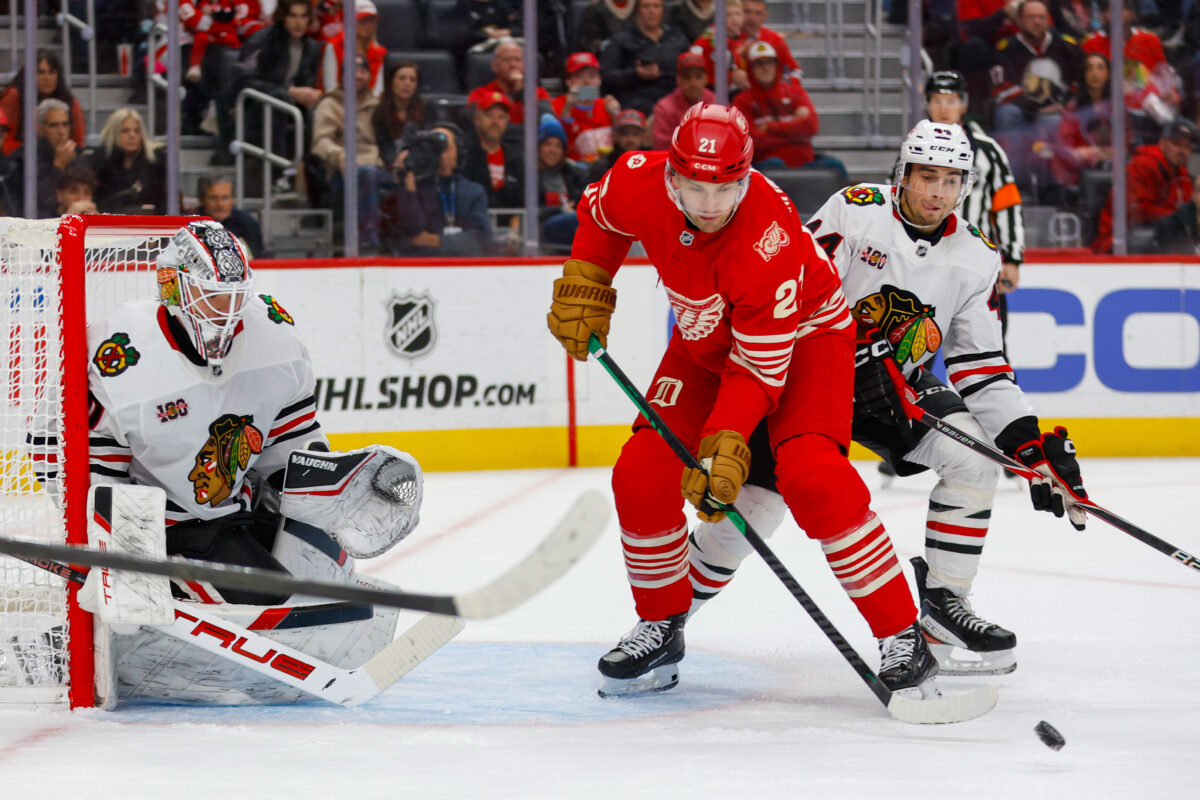 James vanRiemsdyk Detroit Red Wings Wyatt Kaiser Chicago Blackhawks