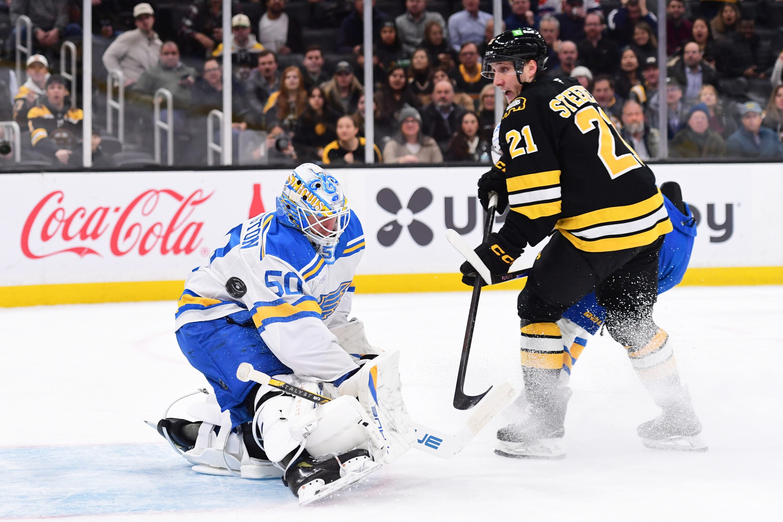 Bruins Sign Alex Steeves to Value Extension