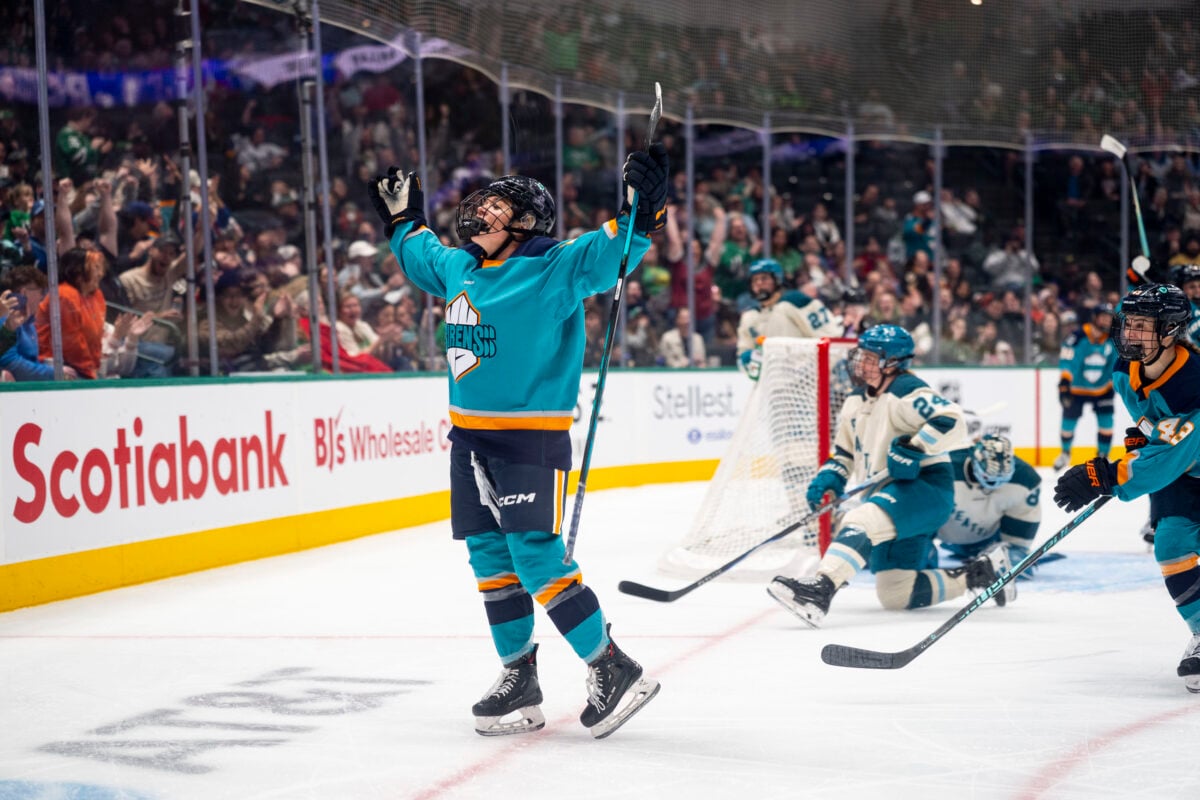 New York Sirens Celebrate