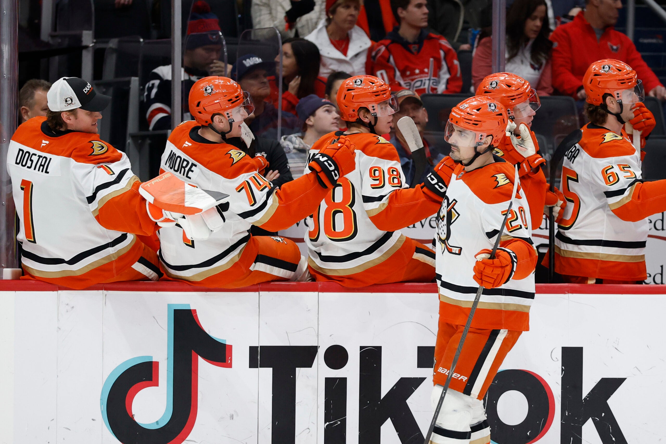 Ducks News & Notes: Injury Updates, Player Performances & Roger McQueen