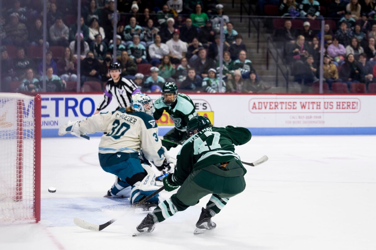 Laura Kluge Jamie Lee Rattray Boston Fleet