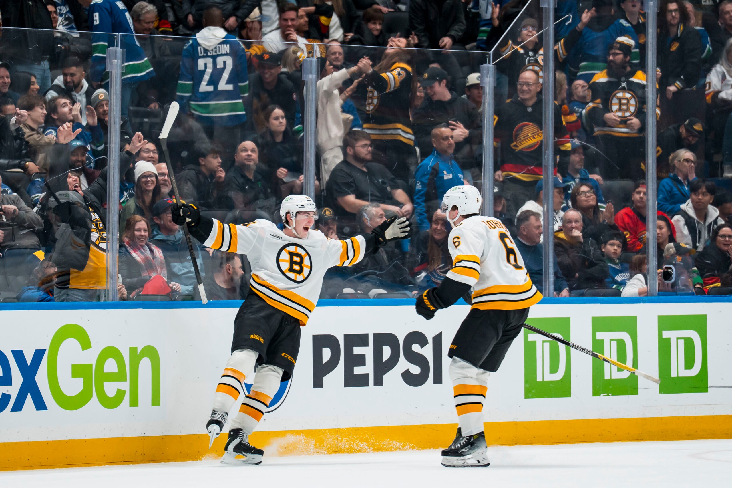 Canucks Dominated This Season by BC-Born Minten, Kindel & Sourdif – The Hockey Writers – Vancouver Canucks