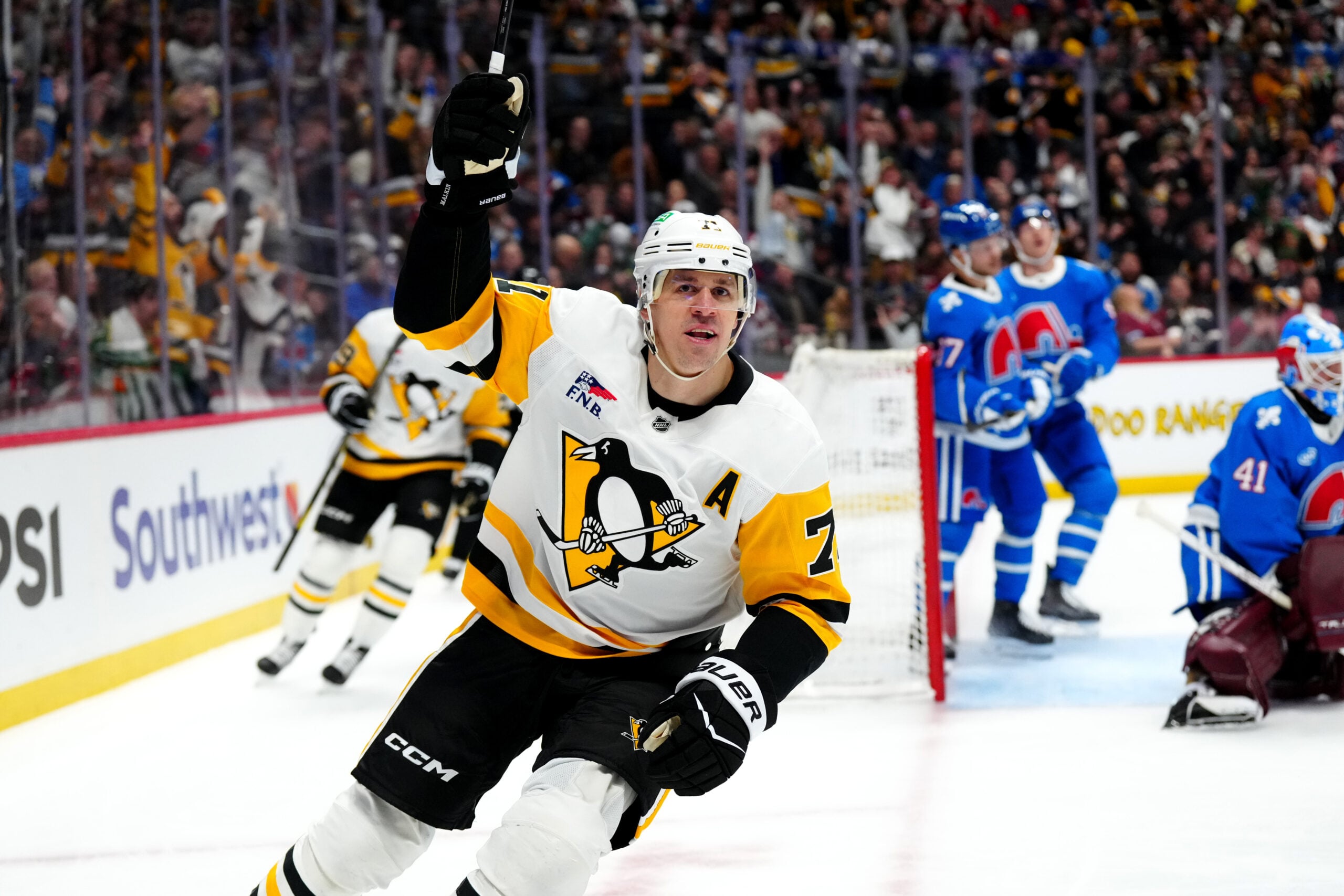 Penguins Re-Sign Malkin to One-Year Extension