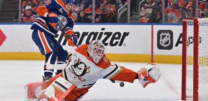 Despite Bad Night, Ducks Need to Continue to Start Lukas Dostal