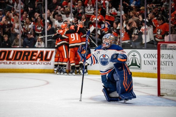 Oilers Should Use 3-Goalie System in 2026-27