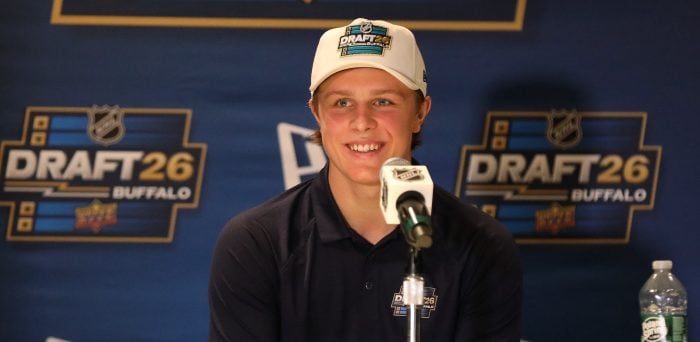 Sharks’ Stenberg Will Outperform Past SHL Standouts in Rookie Season
