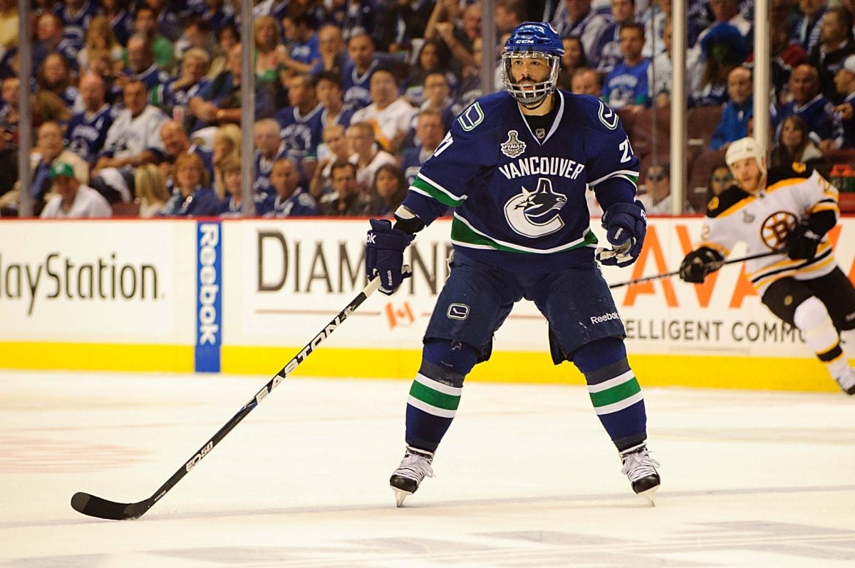 Manny Malhotra Vancouver Canucks