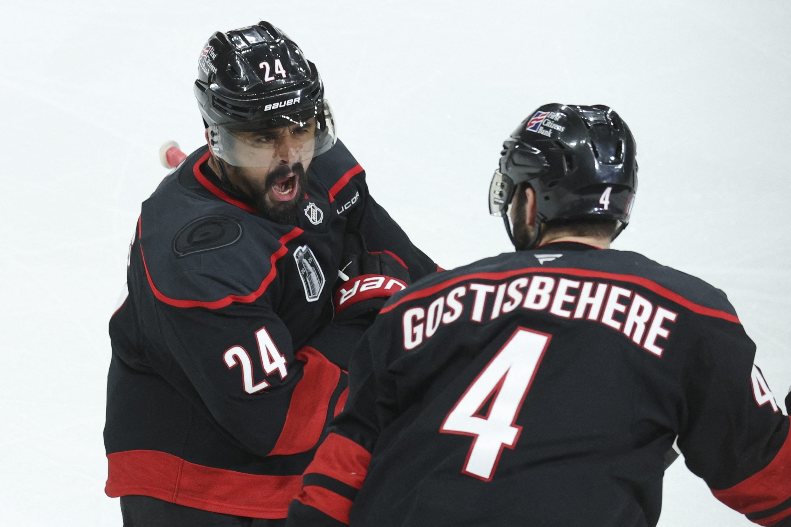 Hurricanes Looking Internally for Jarvis Replacement Following Surgery