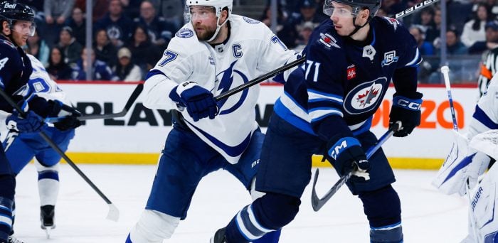 Jets Re-Sign Duehr to 2-Year Contract