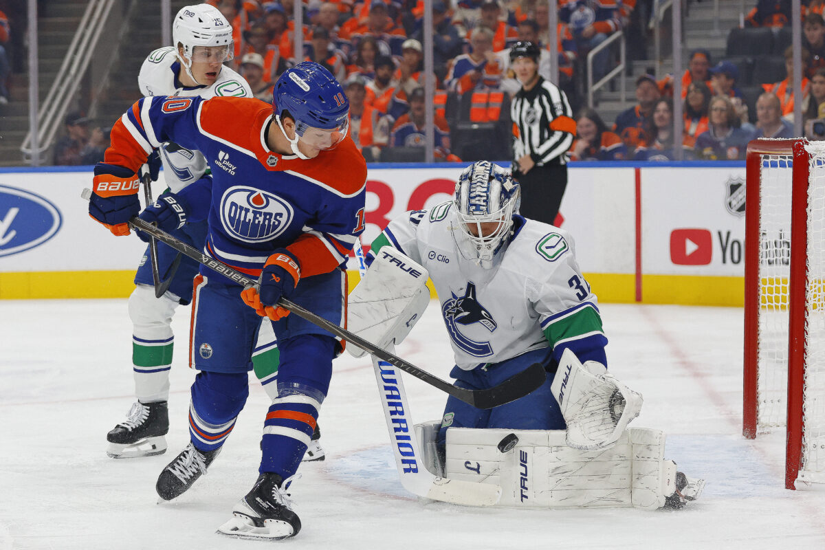Kevin Lankinen Vancouver Canucks