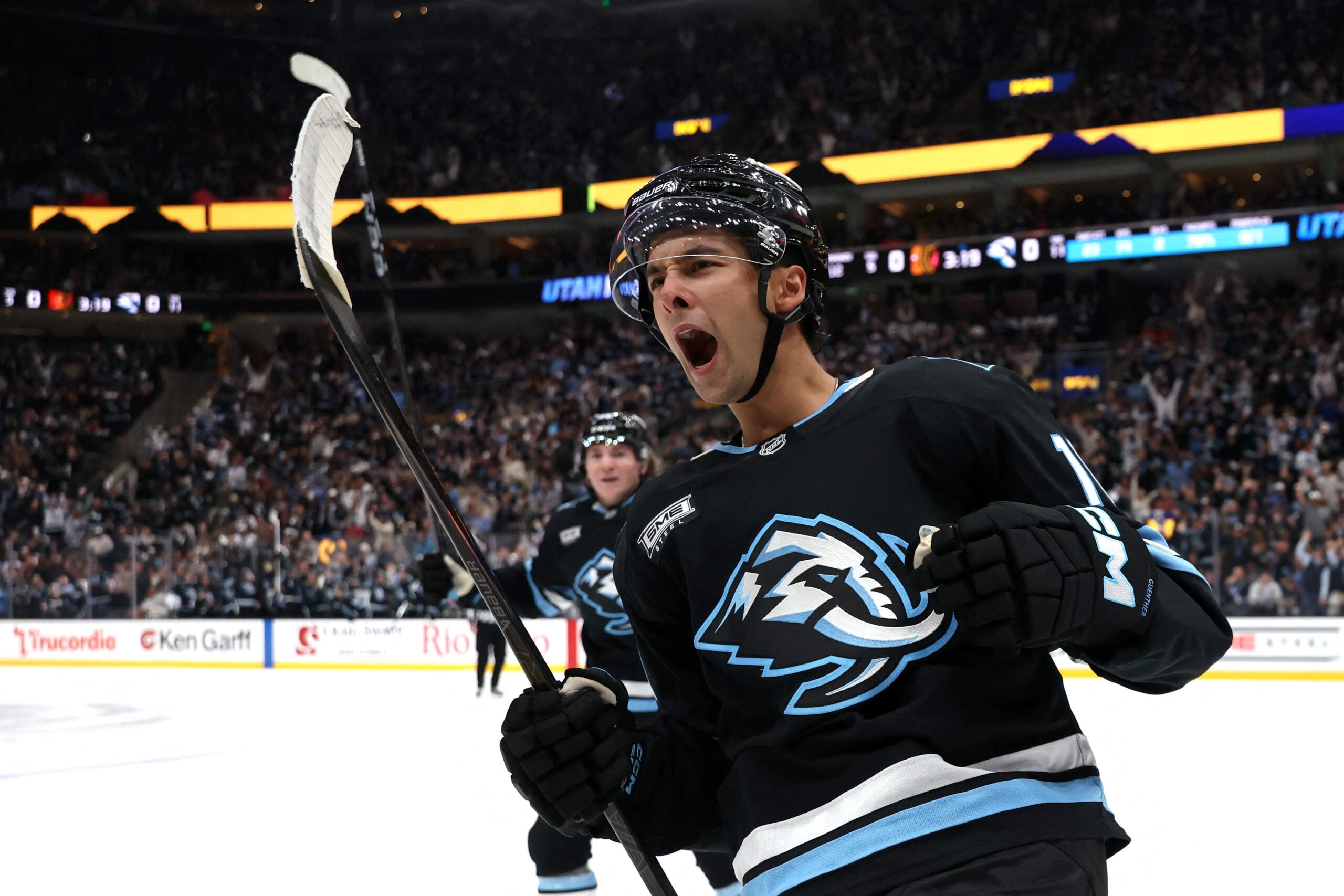 3 Takeaways From Mammoth’s 6-0 Win Over Blackhawks