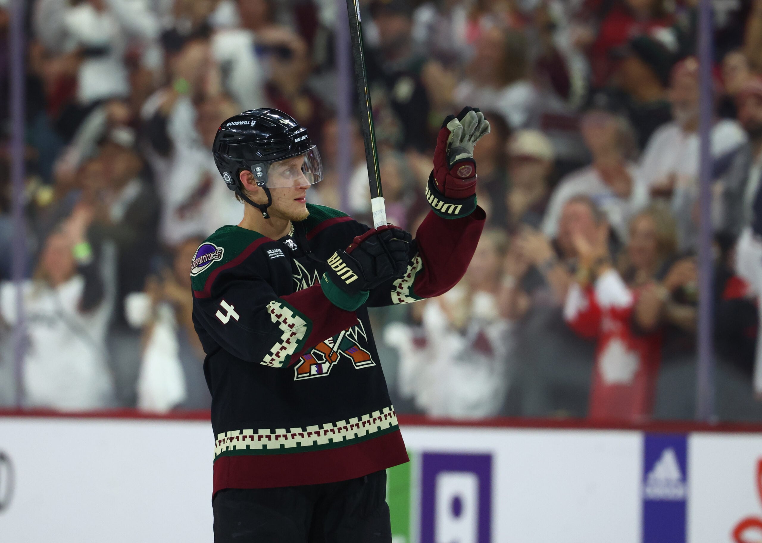 Juuso Välimäki Returns to NHL With the Hurricanes After 632-Day Absence