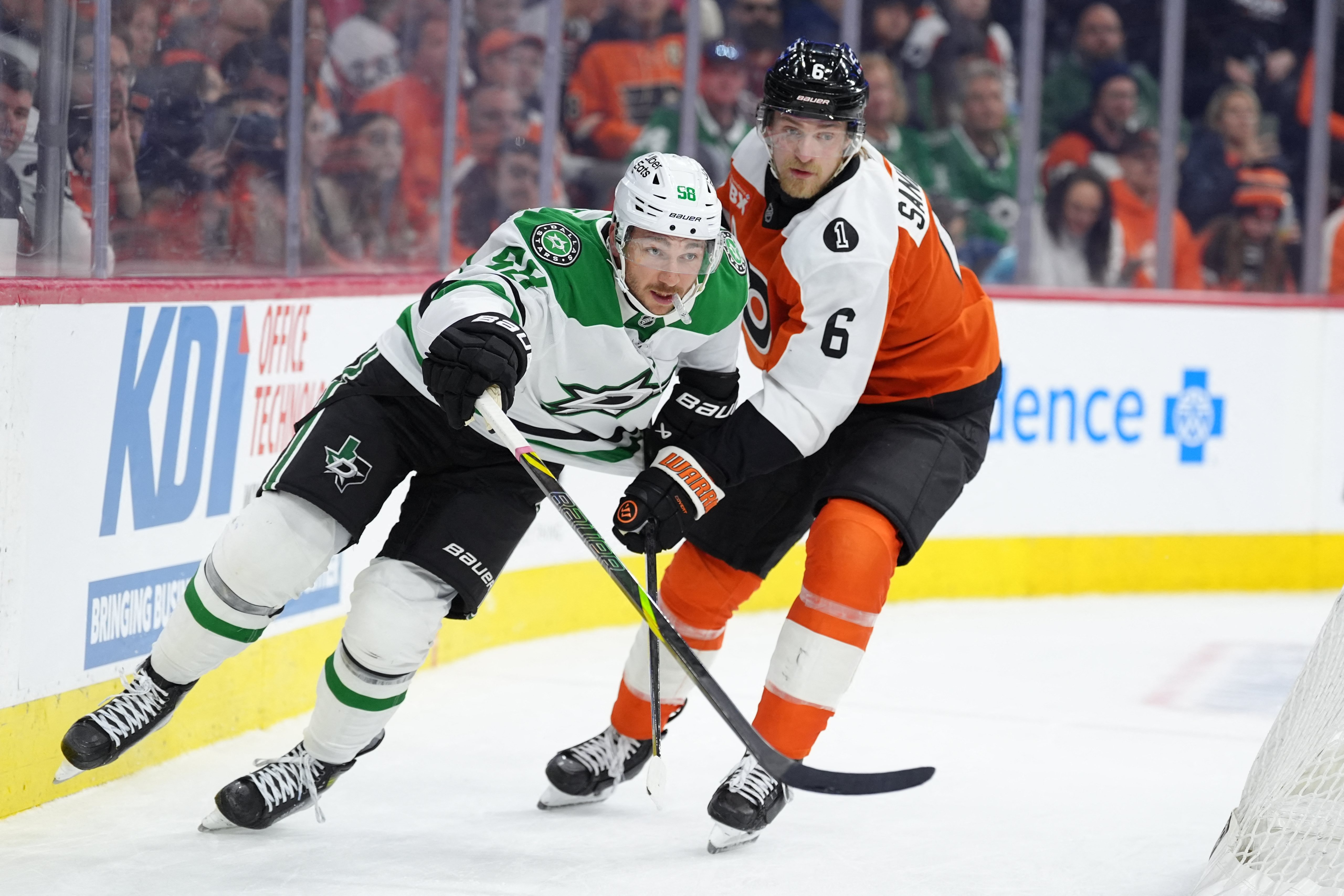 What the Flyers Are Getting From Michael Bunting