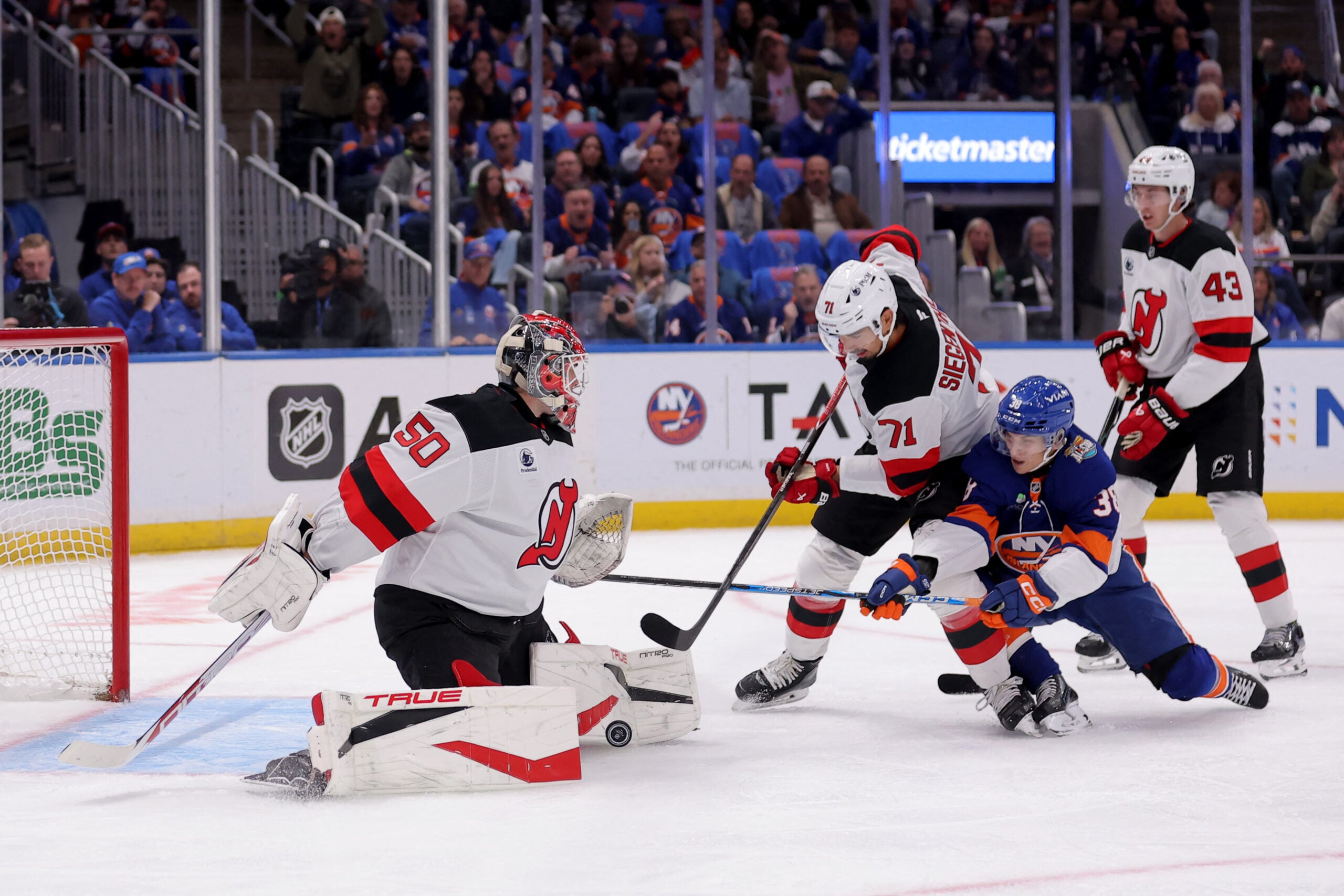3 Takeaways From Devils’ 6-0 Loss to Islanders